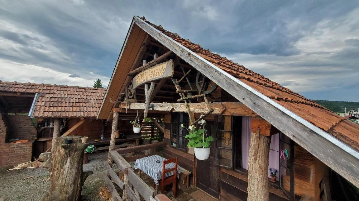 Casa Rustic Feher & Fekete Vendeghazak Sovata Exterior photo