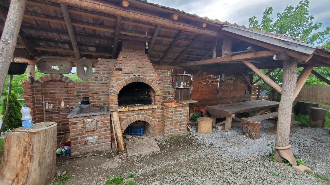 Casa Rustic Feher & Fekete Vendeghazak Sovata Exterior photo